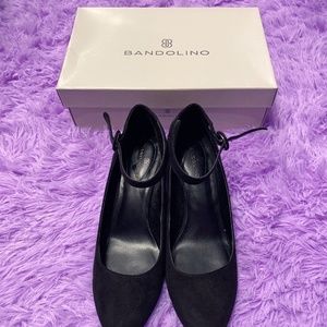 Bandolino Black Pumps